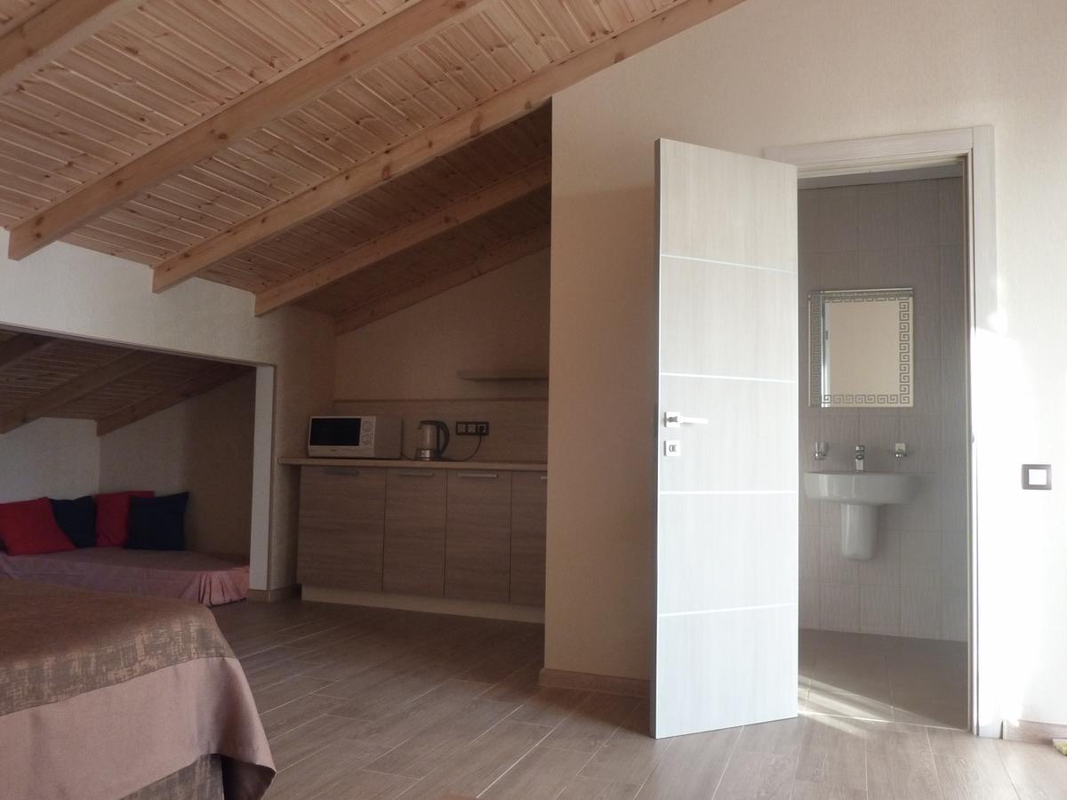 Guest House Letto ガグラ エクステリア 写真